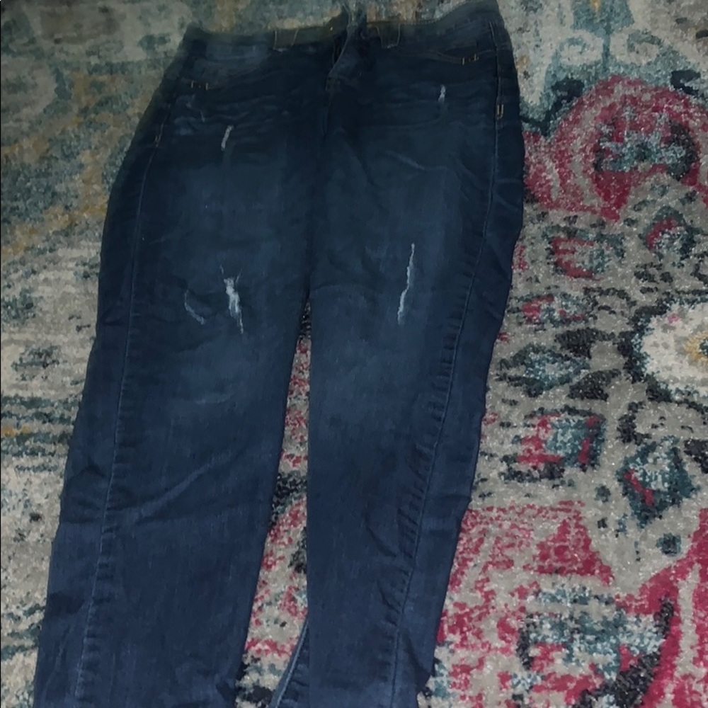 Blue skinny jeans